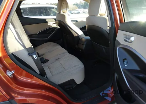 2015 Hyundai Santa Fe Sport 2.4L z USA, uszkodzony, nr VIN 5XYZTDLB8FG295113